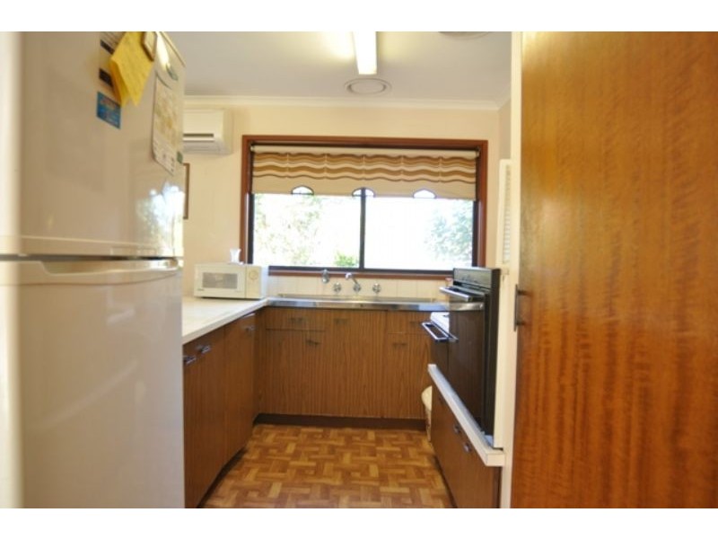 11 Venus St, Inverloch VIC 3996