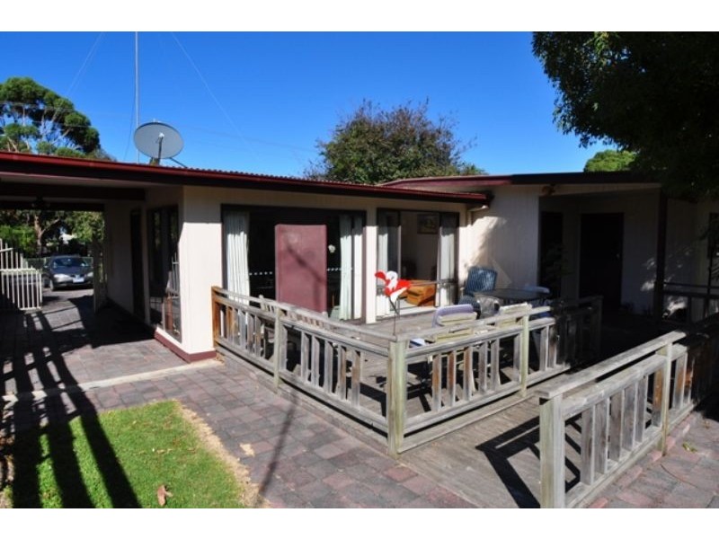 11 Venus St, Inverloch VIC 3996