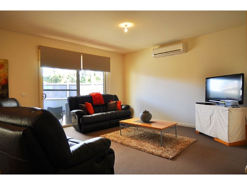 1/25 Powlett St, Inverloch VIC 3996