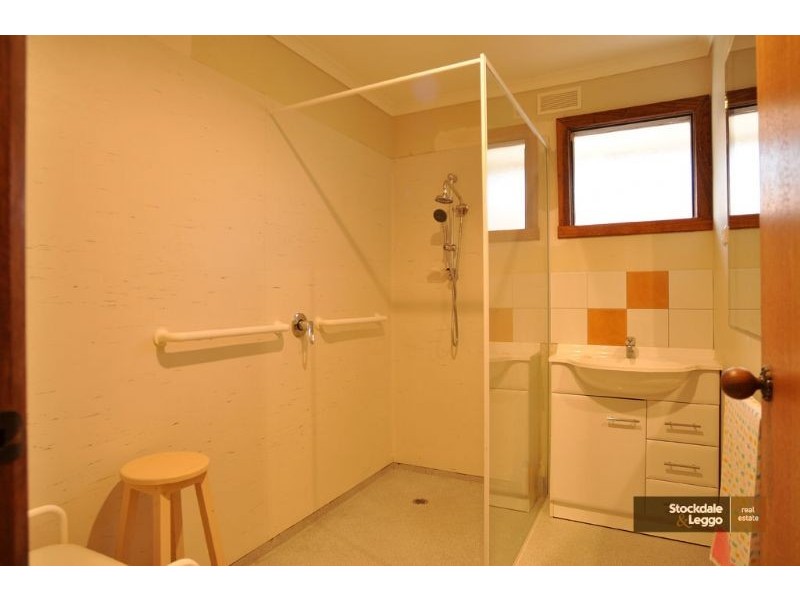 31 Dixon Street, Inverloch VIC 3996