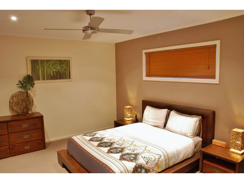 8 Queenscliff, Inverloch VIC 3996