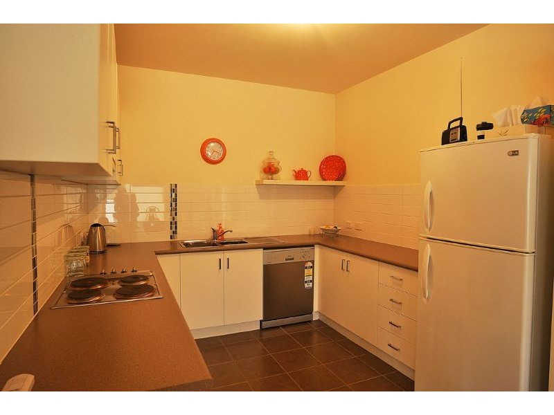 1/25 Powlett, Inverloch VIC 3996