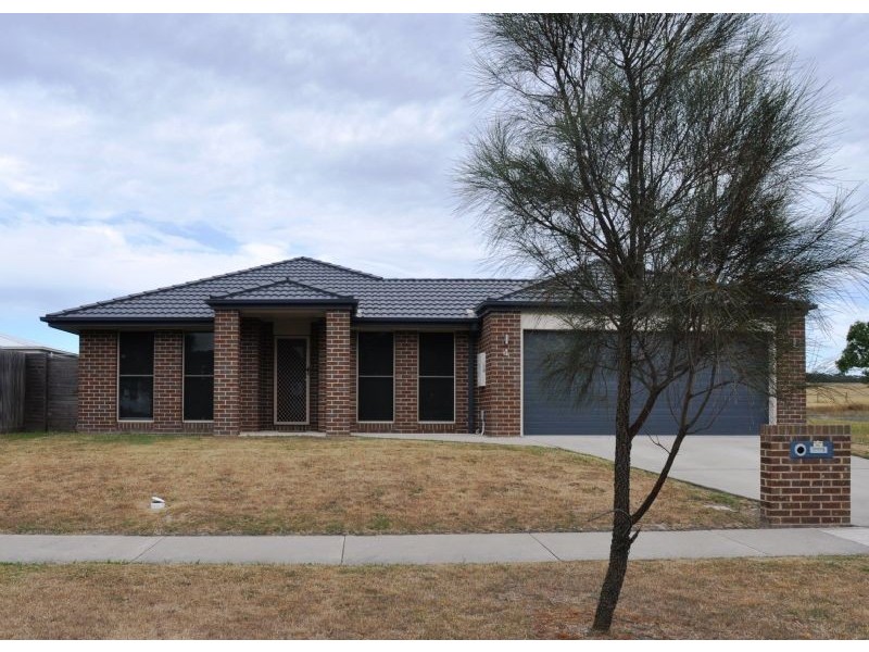 4 Somerset Place, Inverloch VIC 3996