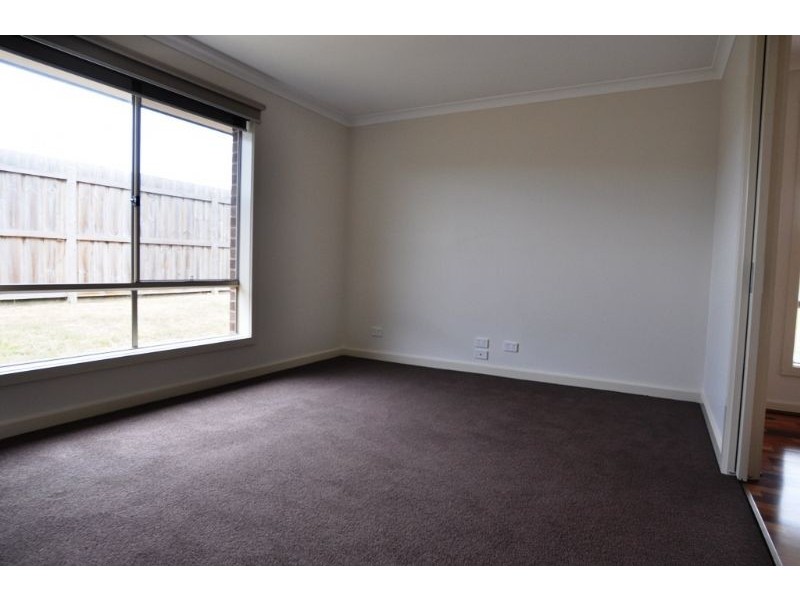 4 Somerset Place, Inverloch VIC 3996