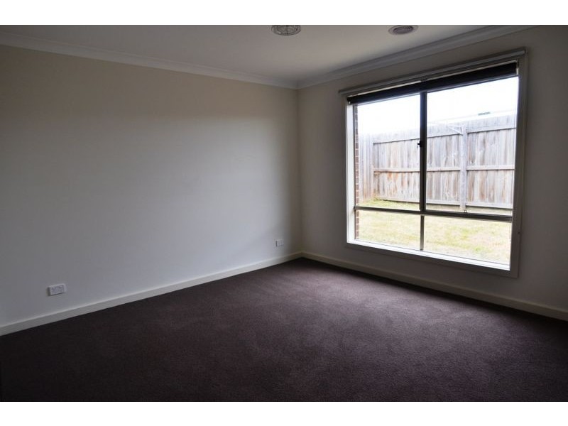 4 Somerset Place, Inverloch VIC 3996