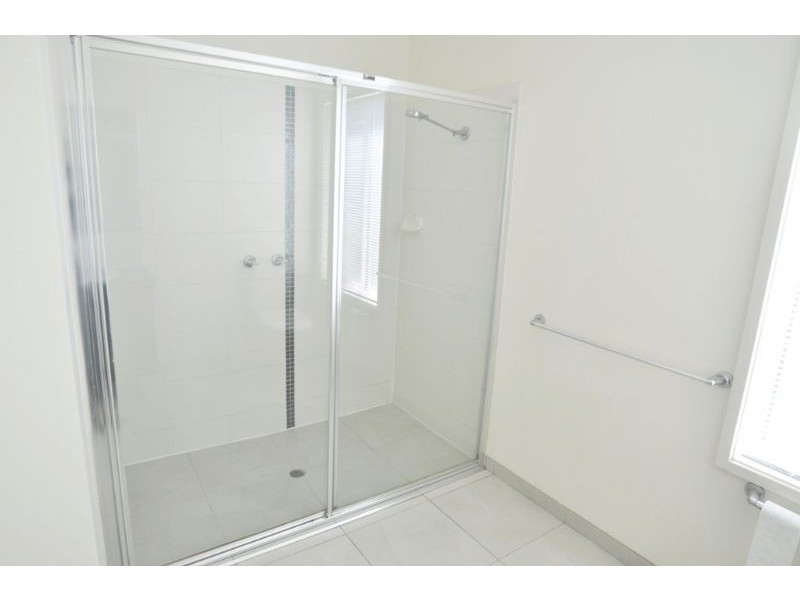 8 Outrigger Drive, Inverloch VIC 3996