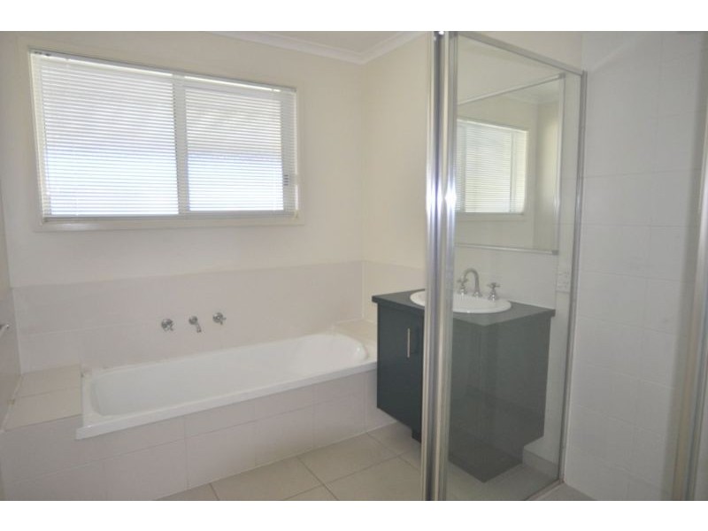 8 Outrigger Drive, Inverloch VIC 3996