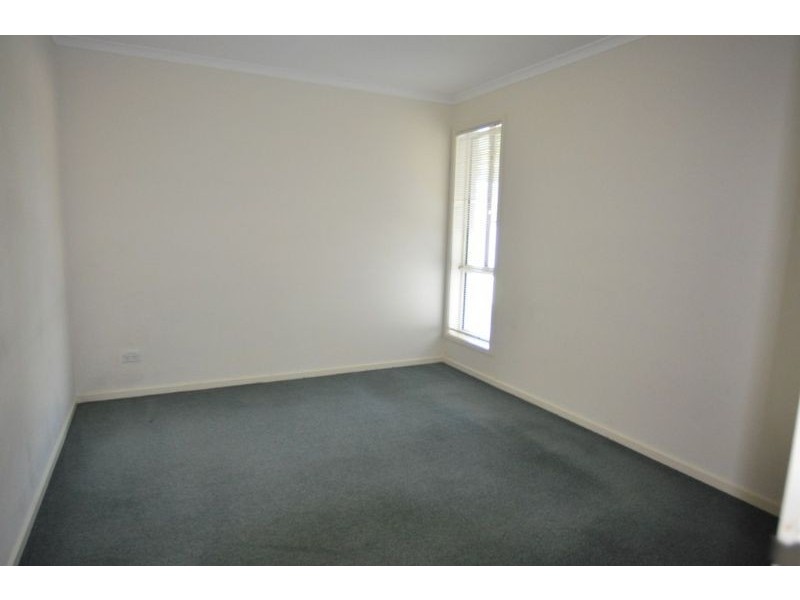 8 Outrigger Drive, Inverloch VIC 3996