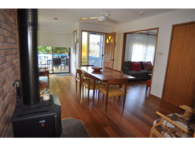 16 Overlook Drive, Inverloch VIC 3996