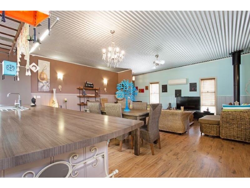 13 Canterbury Road, Venus Bay VIC 3956