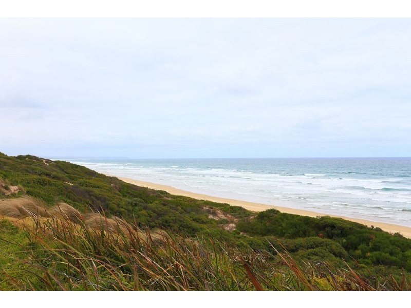 13 Canterbury Road, Venus Bay VIC 3956