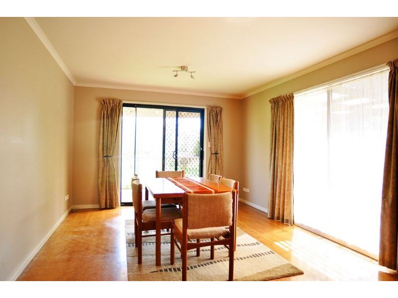 4 Smythe Plc, Inverloch VIC 3996