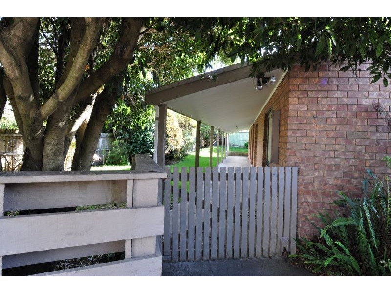 38 Veronica Street, Inverloch VIC 3996