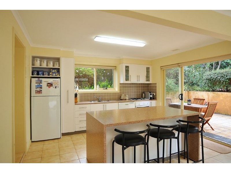 27 Garden Crs, Inverloch VIC 3996