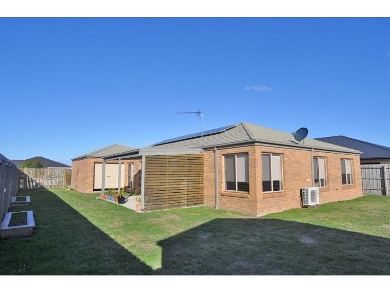 65 Meanderri Drv, Inverloch VIC 3996