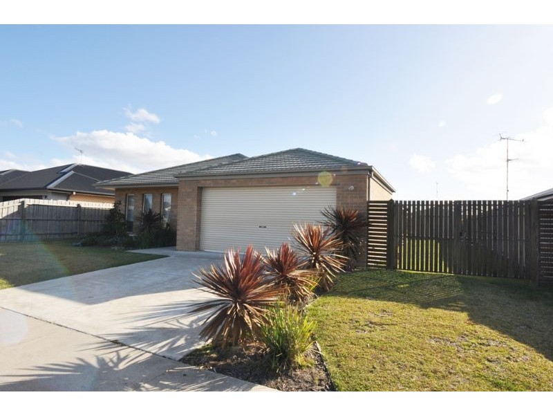 65 Meanderri Drv, Inverloch VIC 3996