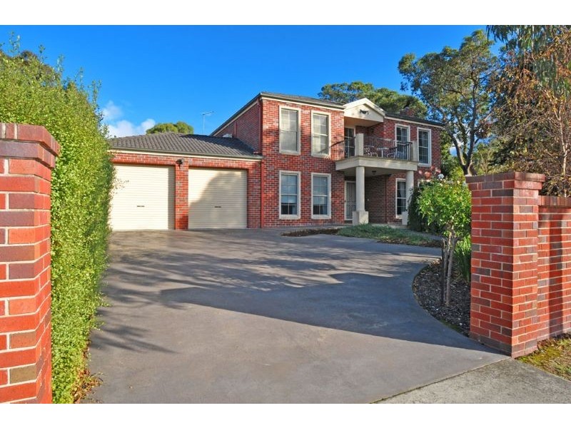 25 Sandy Mount Avenue, Inverloch VIC 3996