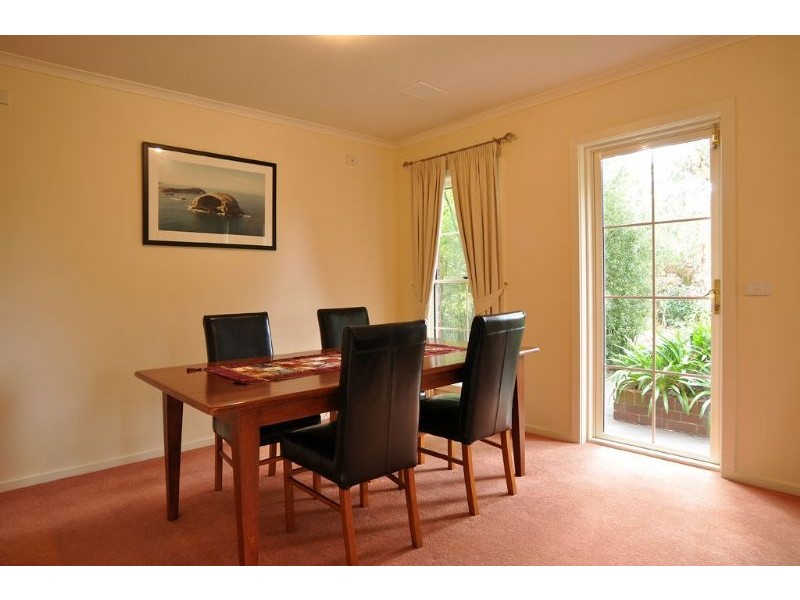 25 Sandy Mount Avenue, Inverloch VIC 3996