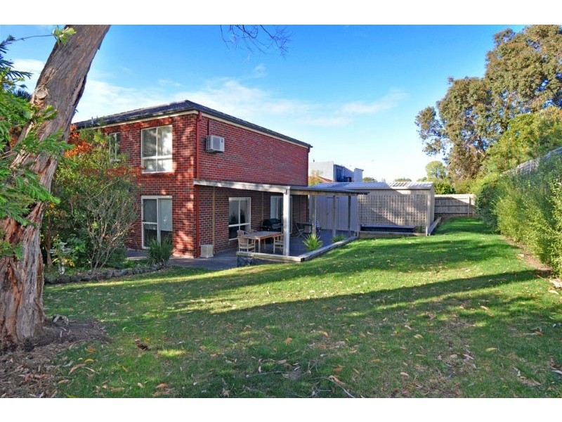 25 Sandy Mount Avenue, Inverloch VIC 3996