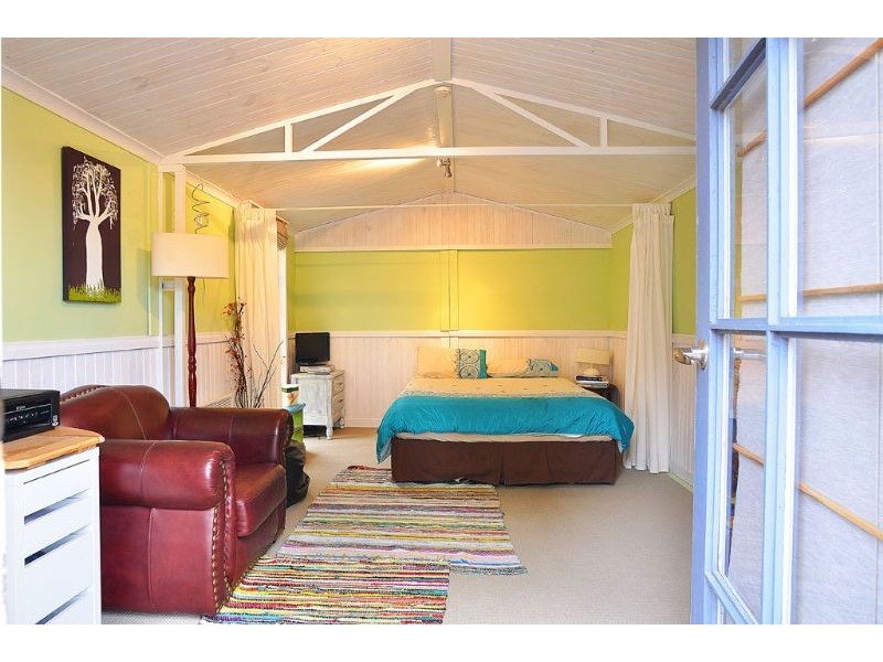 5 John St, Inverloch VIC 3996