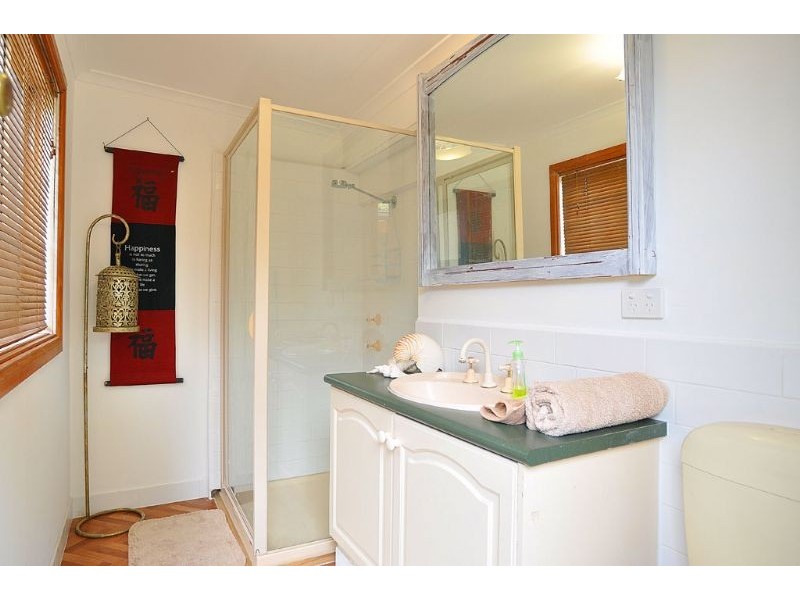 5 John St, Inverloch VIC 3996