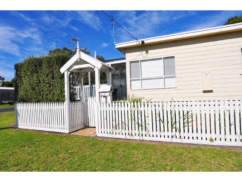 2 Tower St, Inverloch VIC 3996