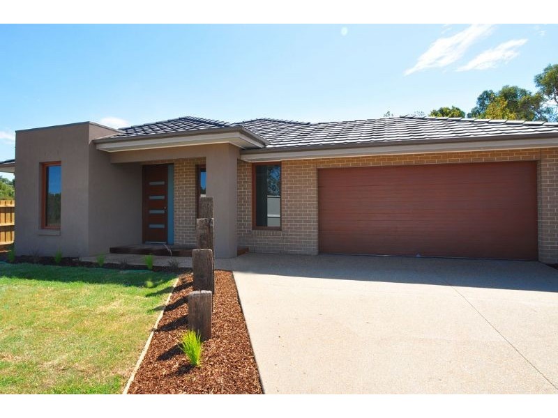 19 Correa Plc, Inverloch VIC 3996