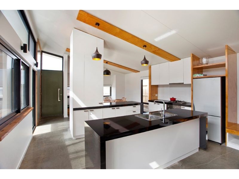 21 Surrey Place, Inverloch VIC 3996