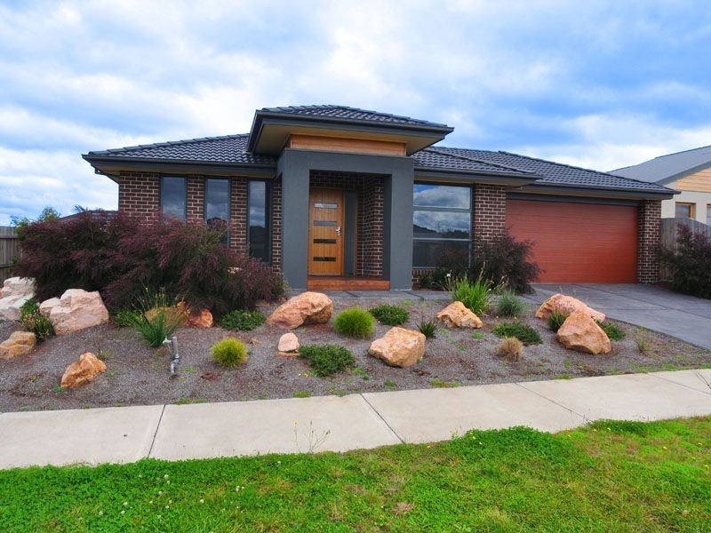 8 Headland Way, Inverloch VIC 3996