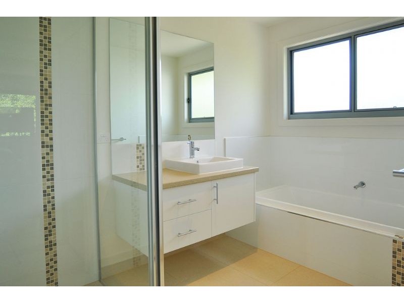 16a Grandview Grove, Inverloch VIC 3996