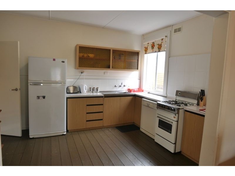 2 Wilson Avenue, Inverloch VIC 3996