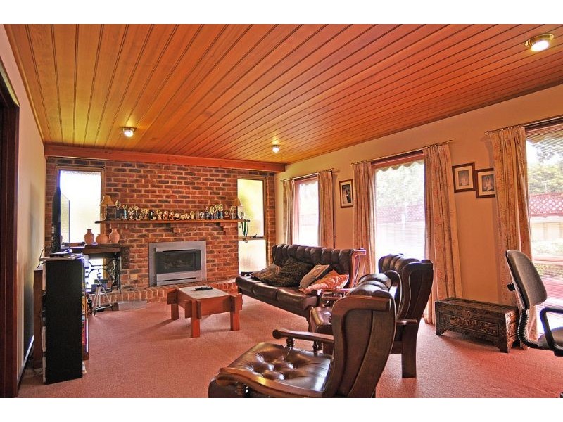 22 Halford St, Inverloch VIC 3996