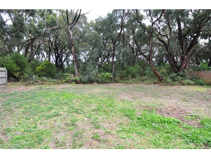 9 Messmate Tce, Inverloch VIC 3996