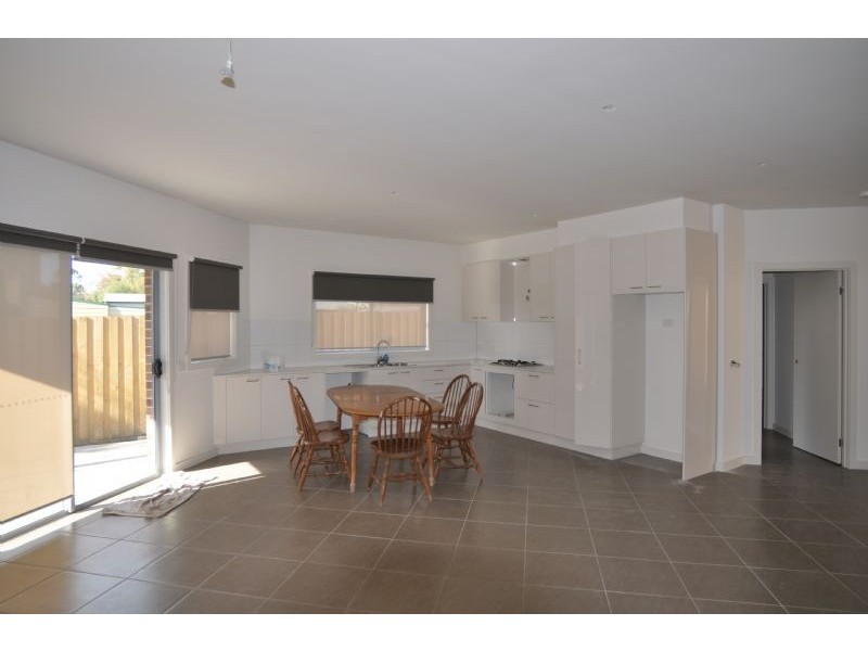 2/74 Williams Street, Inverloch VIC 3996