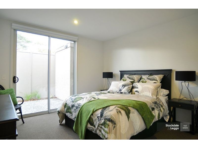 2/2 Western Court, Inverloch VIC 3996