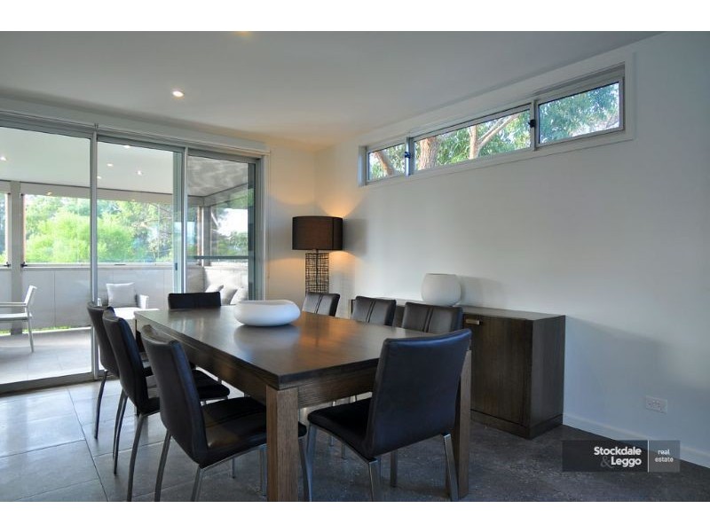 3/2 Western Court, Inverloch VIC 3996