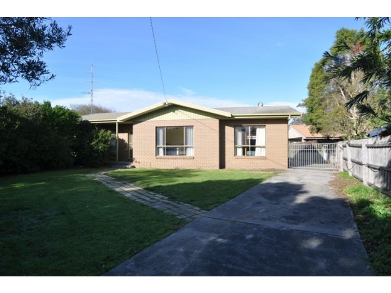 3 Usher Court, Inverloch VIC 3996