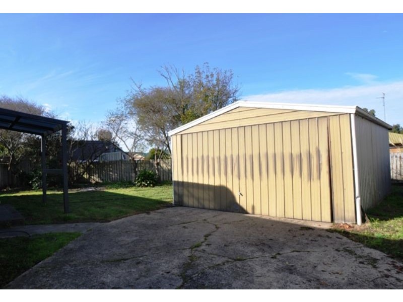 3 Usher Court, Inverloch VIC 3996