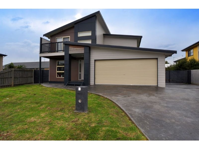 3 Cook Close, Inverloch VIC 3996