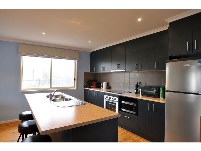 3 Cook Close, Inverloch VIC 3996