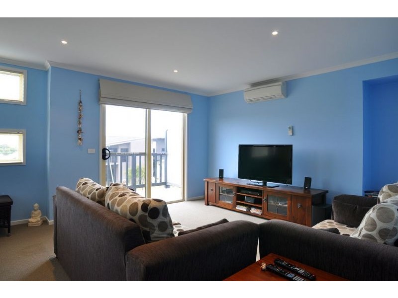 3 Cook Close, Inverloch VIC 3996