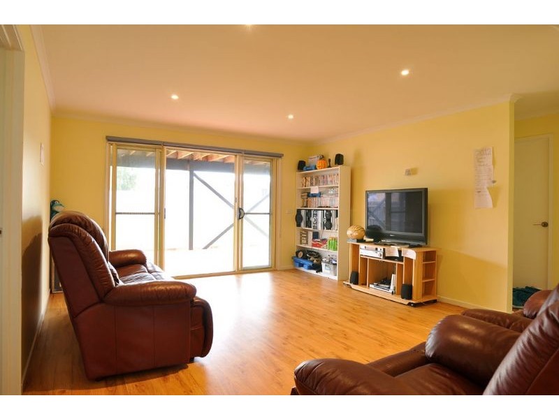 3 Cook Close, Inverloch VIC 3996