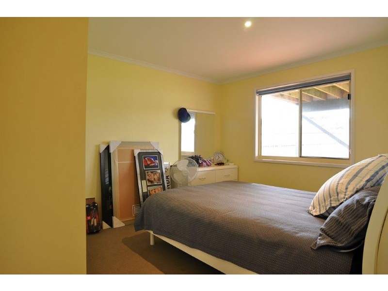 3 Cook Close, Inverloch VIC 3996