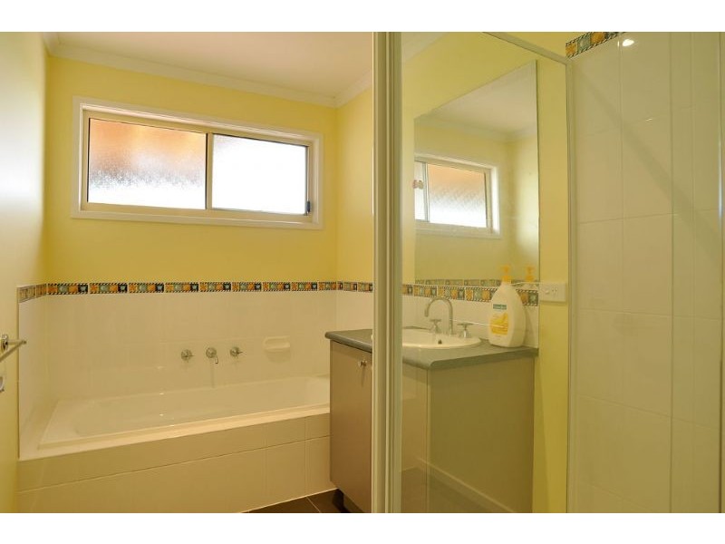 3 Cook Close, Inverloch VIC 3996