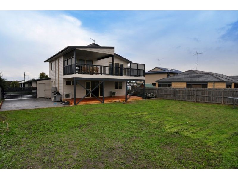 3 Cook Close, Inverloch VIC 3996