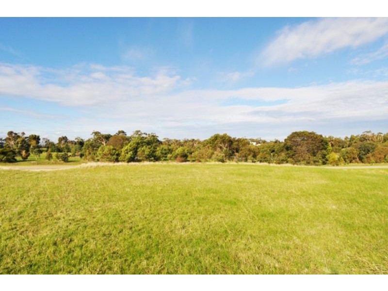 37 John Flagg Rise, Inverloch VIC 3996