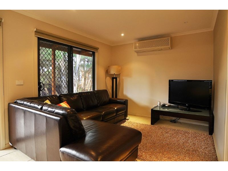 111 Toorak Rd, Inverloch VIC 3996