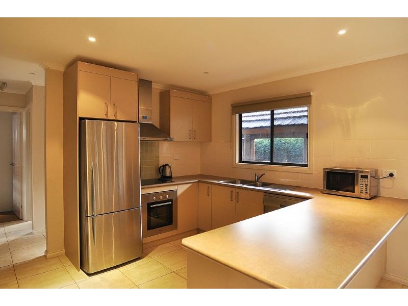 111 Toorak Rd, Inverloch VIC 3996