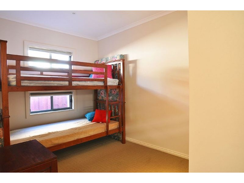 111 Toorak Rd, Inverloch VIC 3996