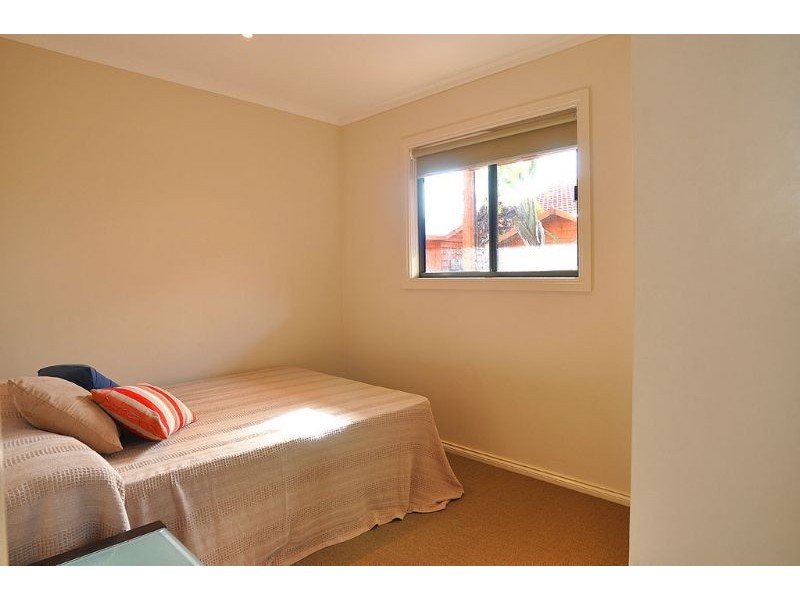 111 Toorak Rd, Inverloch VIC 3996